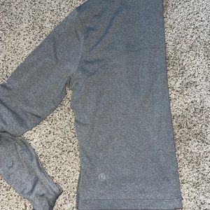 Lululemon turtleneck worn once